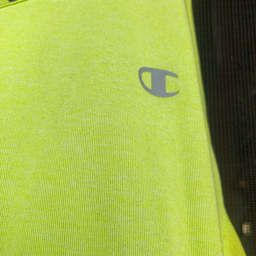 Champion razor back shirt - Picture 3 of 3